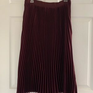 ModCloth Large Maroon Maxi Skirt - NEW